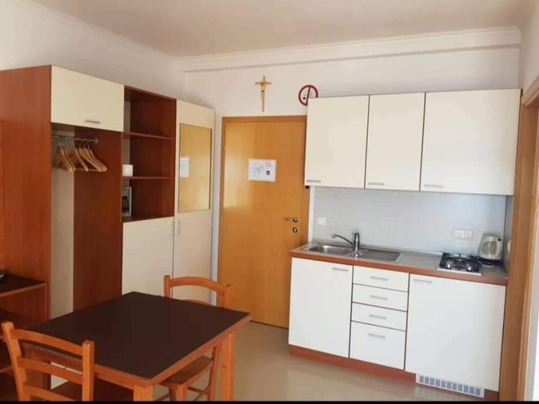 Apartments Strandburg Kroatien Živogošće Esterno foto